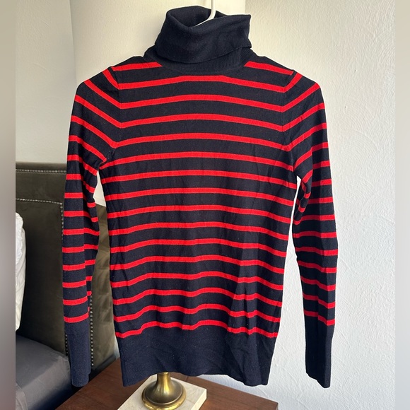 🔴JCrew 100% Merino Wool Stripped Turtleneck (Great Condition) - Picture 2 of 8
